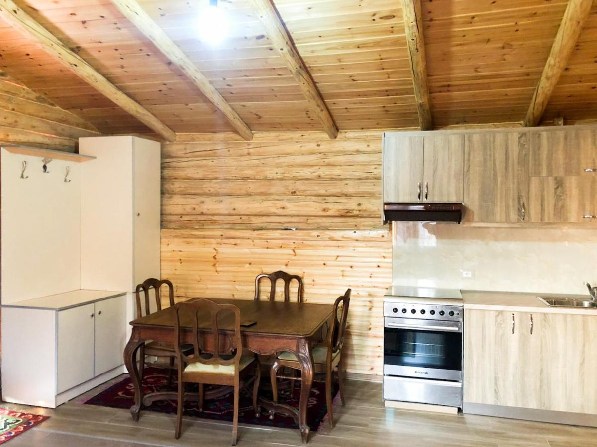 Kamenice Lodges Veis מראה חיצוני תמונה