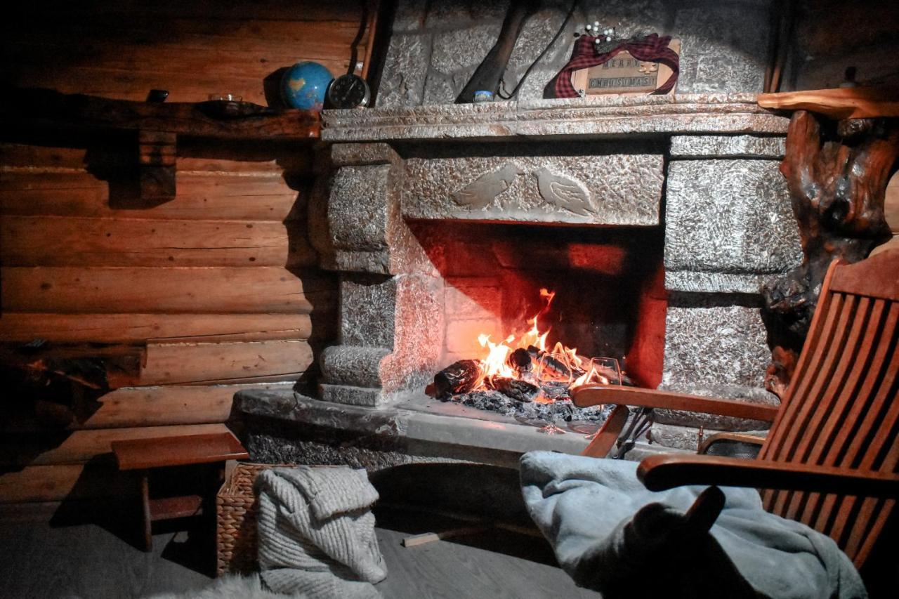 Kamenice Lodges Veis מראה חיצוני תמונה