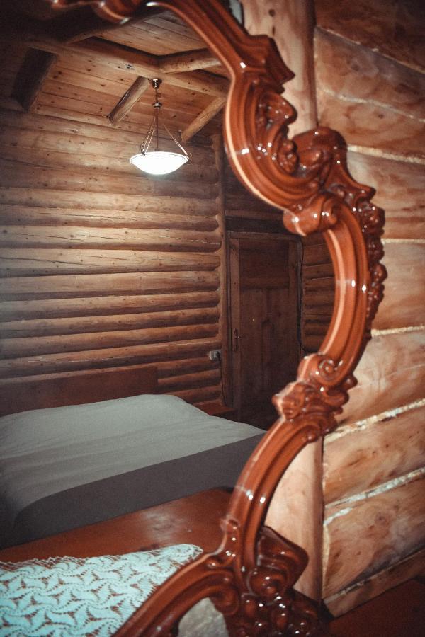 Kamenice Lodges Veis מראה חיצוני תמונה